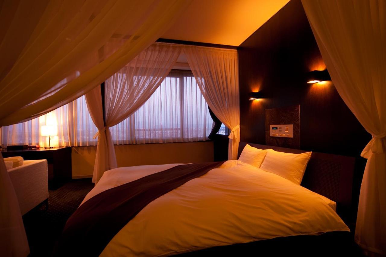 קומאמוטו Kikunan Onsen Yubel Hotel מראה חיצוני תמונה