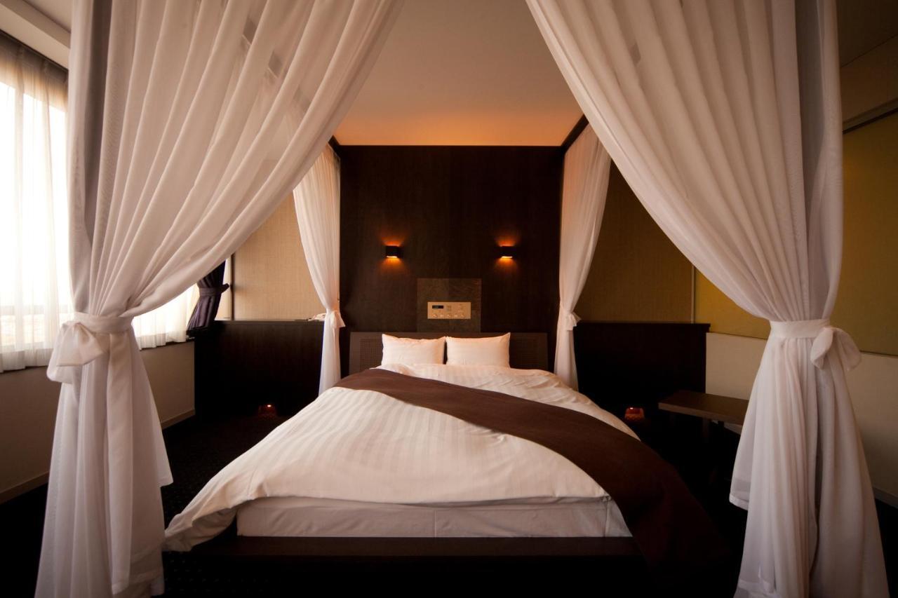 קומאמוטו Kikunan Onsen Yubel Hotel מראה חיצוני תמונה