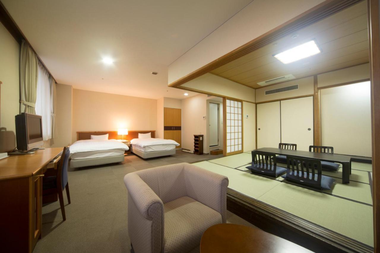 קומאמוטו Kikunan Onsen Yubel Hotel מראה חיצוני תמונה