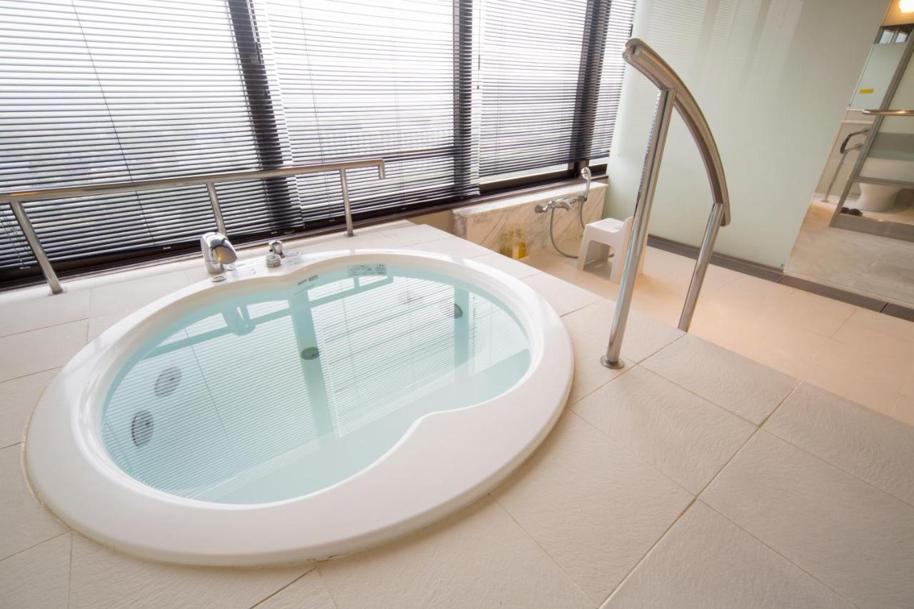קומאמוטו Kikunan Onsen Yubel Hotel מראה חיצוני תמונה